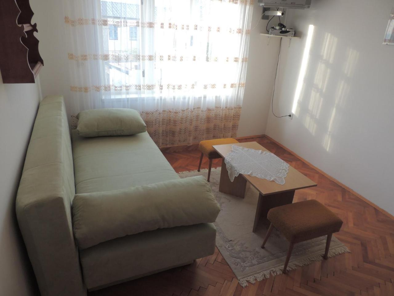 Apartment In Novi Vinodolski 15274 Повиле Екстериор снимка